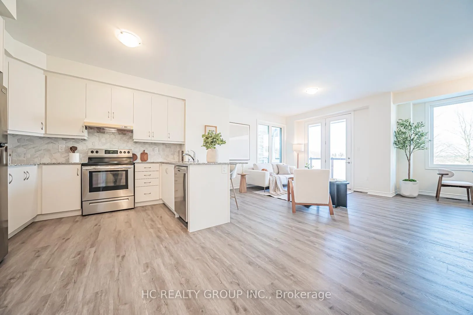 Photo 20 of 82 Thomas Frisby Jr Crescent, Markham, Victoria Square — HOMEH