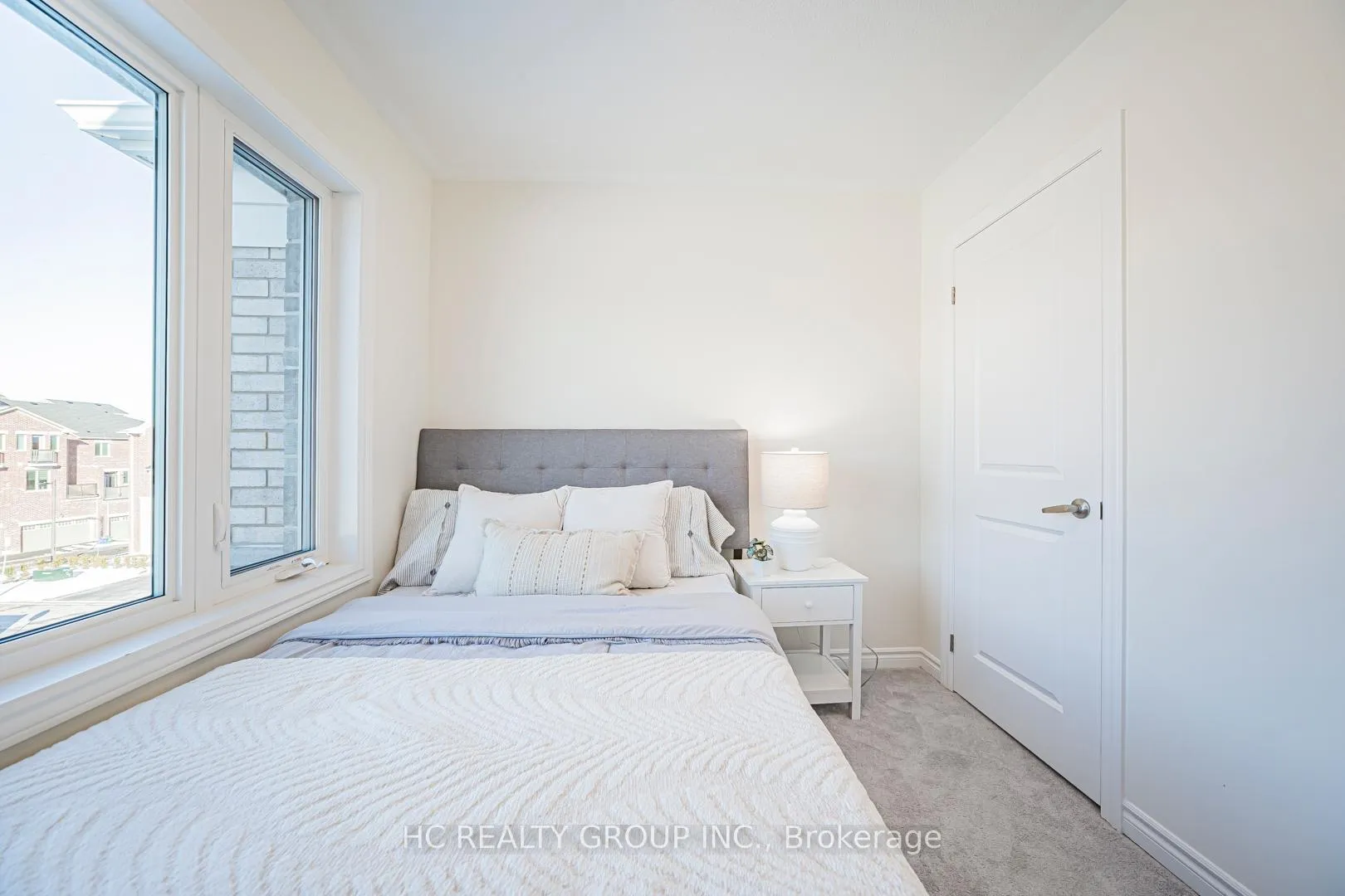 Photo 26 of 82 Thomas Frisby Jr Crescent, Markham, Victoria Square — HOMEH