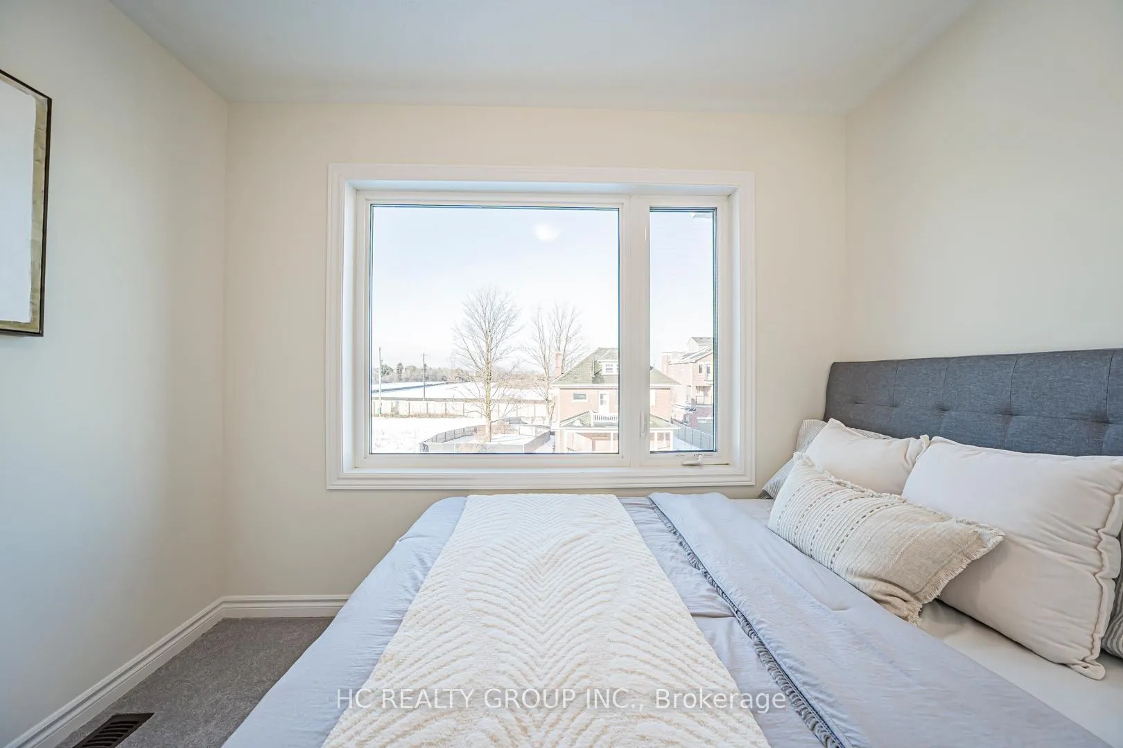 Photo 28 of 82 Thomas Frisby Jr Crescent, Markham, Victoria Square — HOMEH