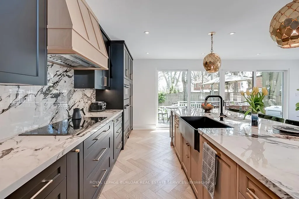 Photo 13 of 1060 Mohawk Road, Burlington, LaSalle — HOMEH