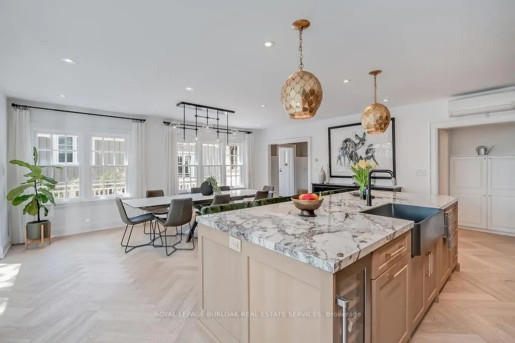 Photo 14 of 1060 Mohawk Road, Burlington, LaSalle — HOMEH