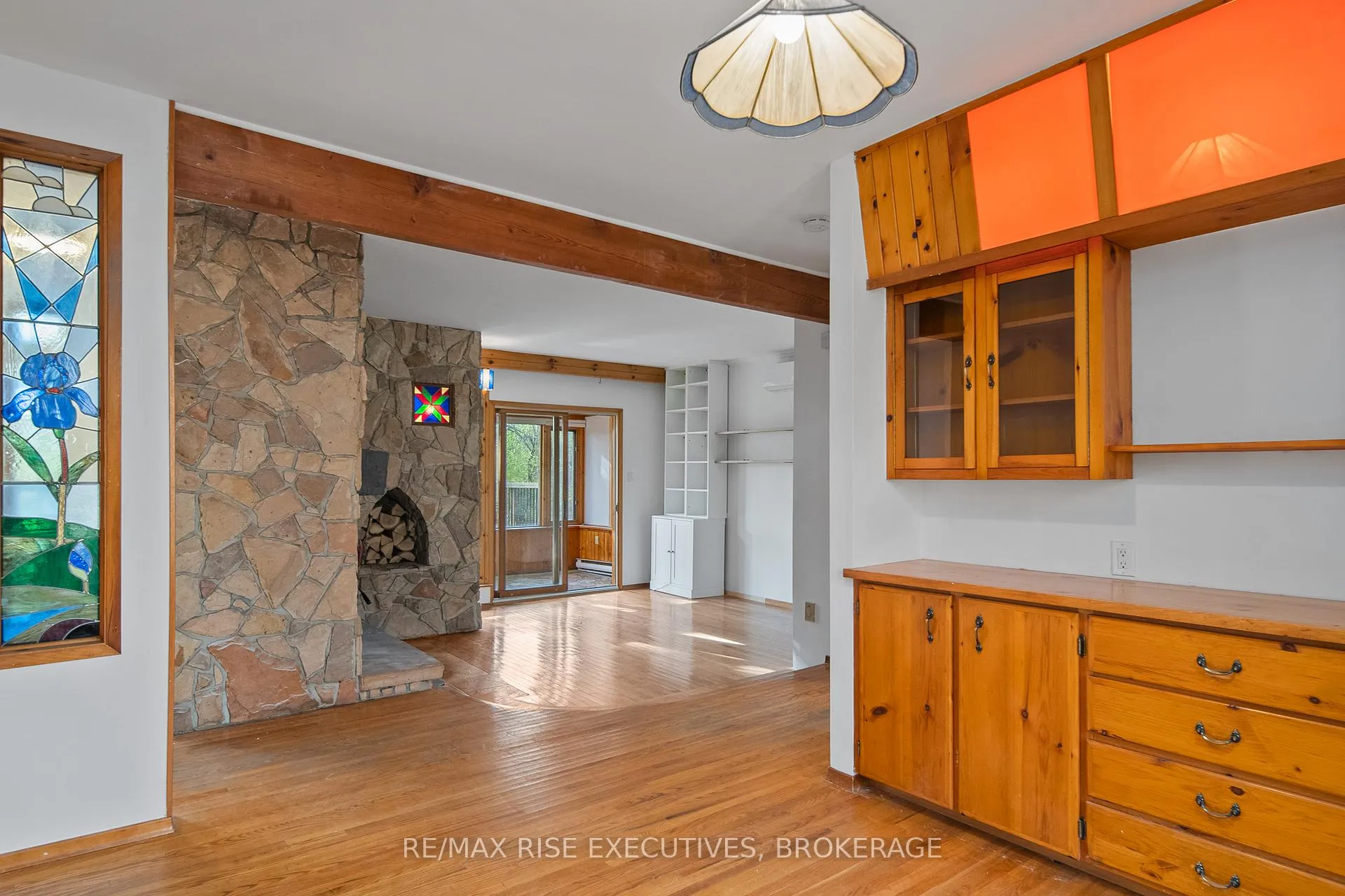 Photo 13 of 2336 Battersea Road, Kingston, City North of 401 — HOMEH