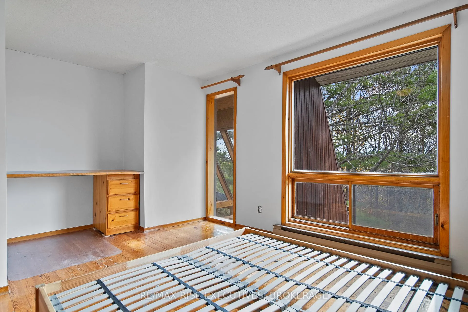 Photo 30 of 2336 Battersea Road, Kingston, City North of 401 — HOMEH