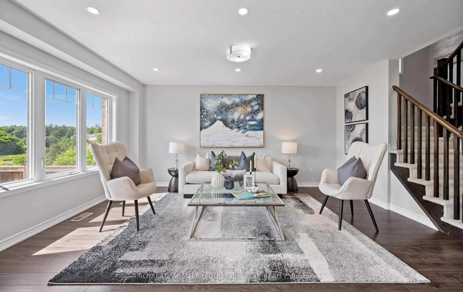 Photo 12 of 7 Shoreacres Drive, Kitchener, Rosenburg — HOMEH