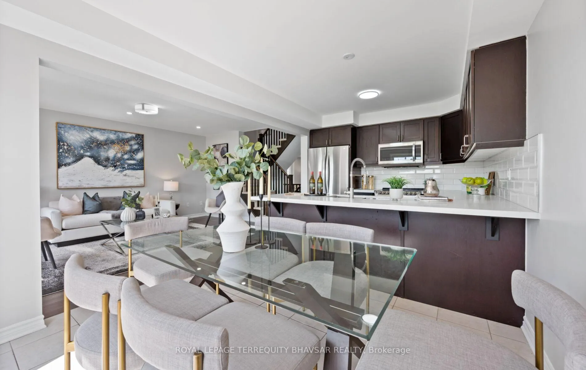 Photo 16 of 7 Shoreacres Drive, Kitchener, Rosenburg — HOMEH