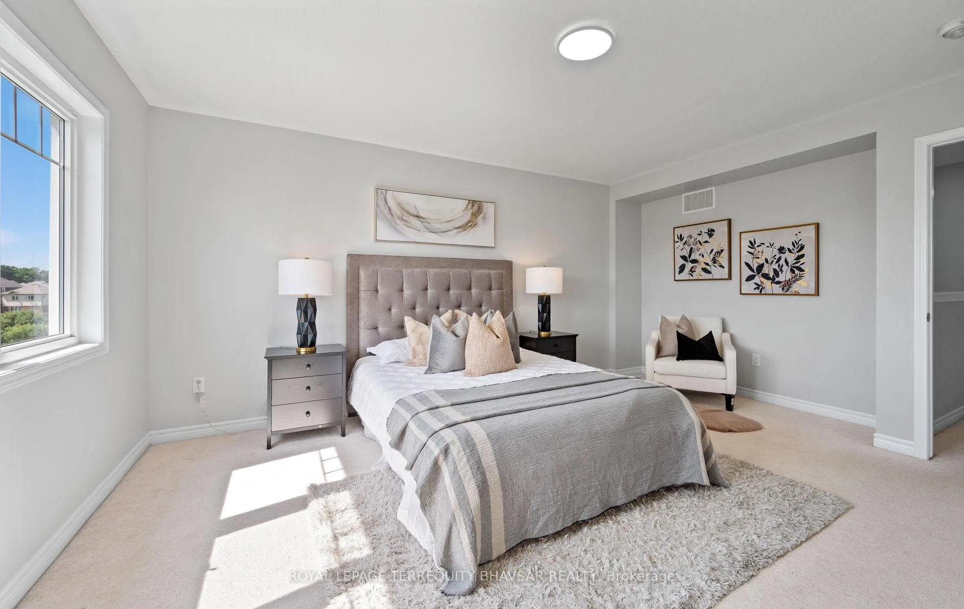 Photo 23 of 7 Shoreacres Drive, Kitchener, Rosenburg — HOMEH