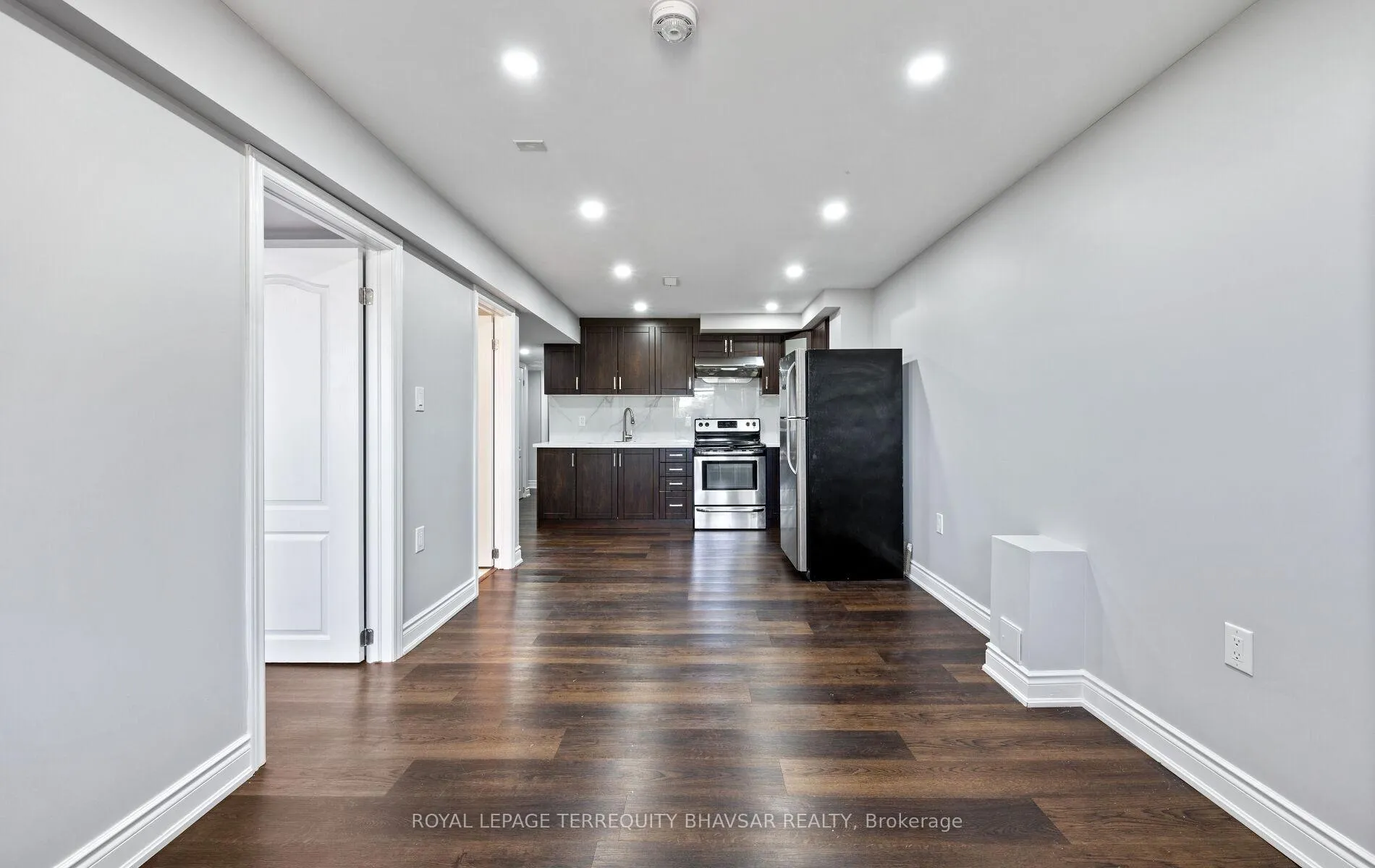 Photo 37 of 7 Shoreacres Drive, Kitchener, Rosenburg — HOMEH