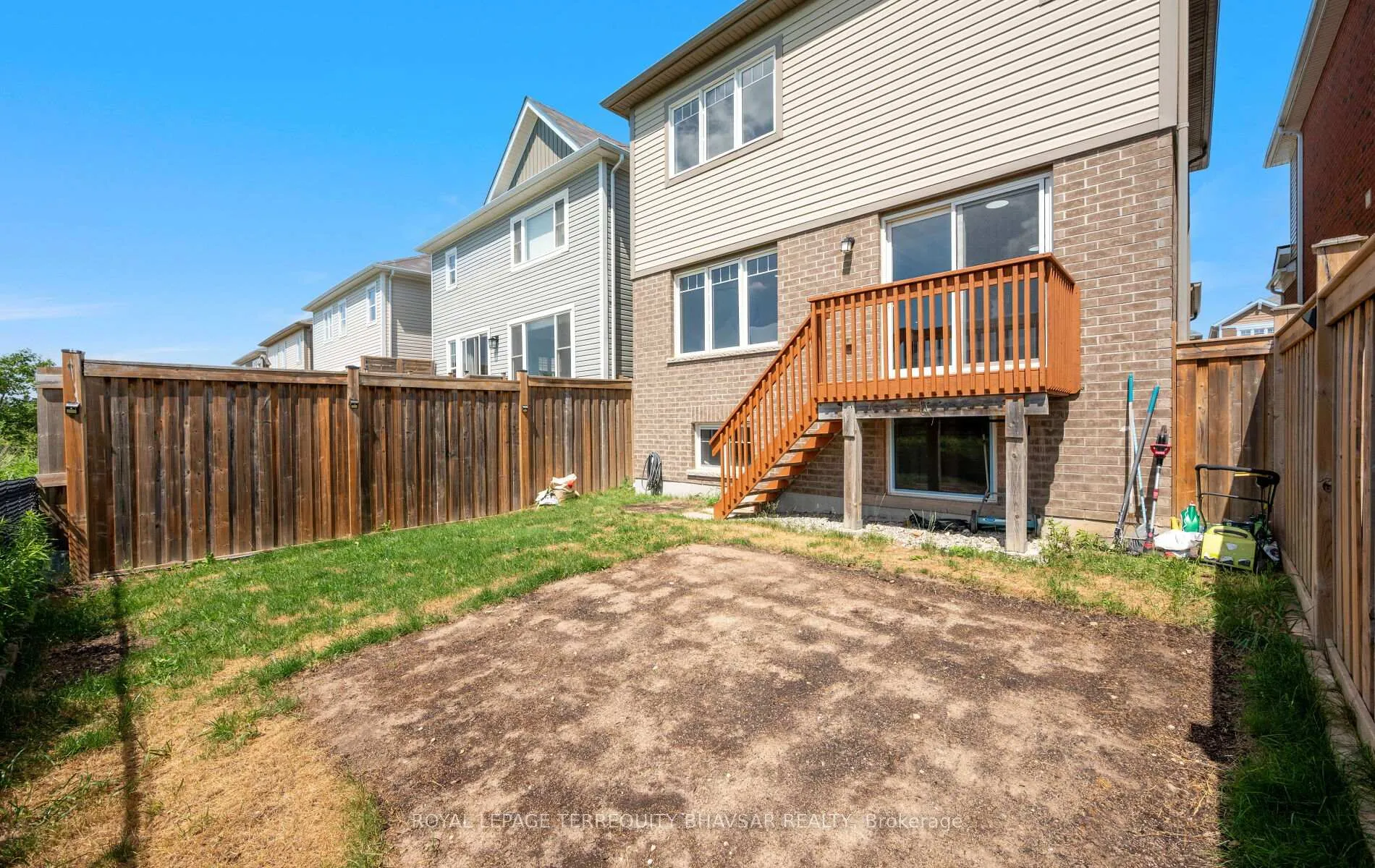 Photo 45 of 7 Shoreacres Drive, Kitchener, Rosenburg — HOMEH