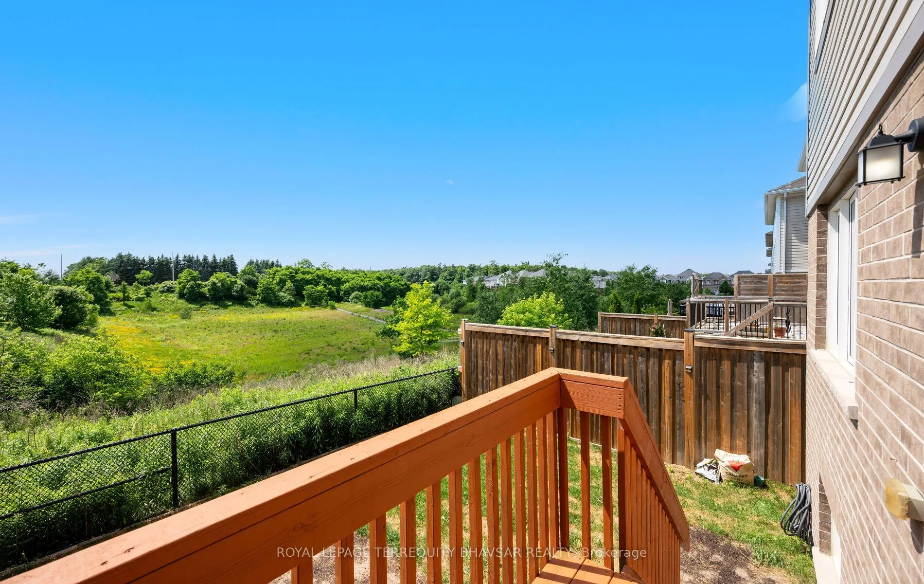 Photo 48 of 7 Shoreacres Drive, Kitchener, Rosenburg — HOMEH
