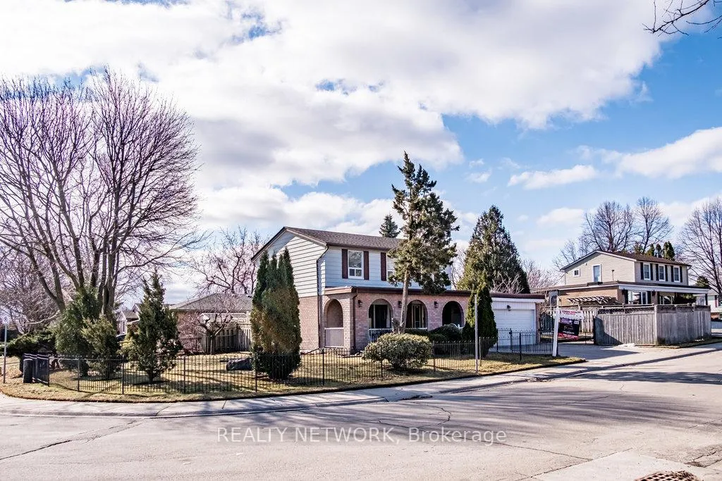 Photo 2 of 20 Queenslea Drive, Hamilton, Quinndale — HOMEH