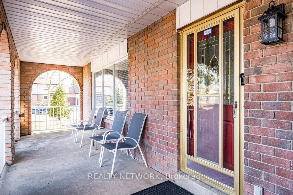 Photo 4 of 20 Queenslea Drive, Hamilton, Quinndale — HOMEH