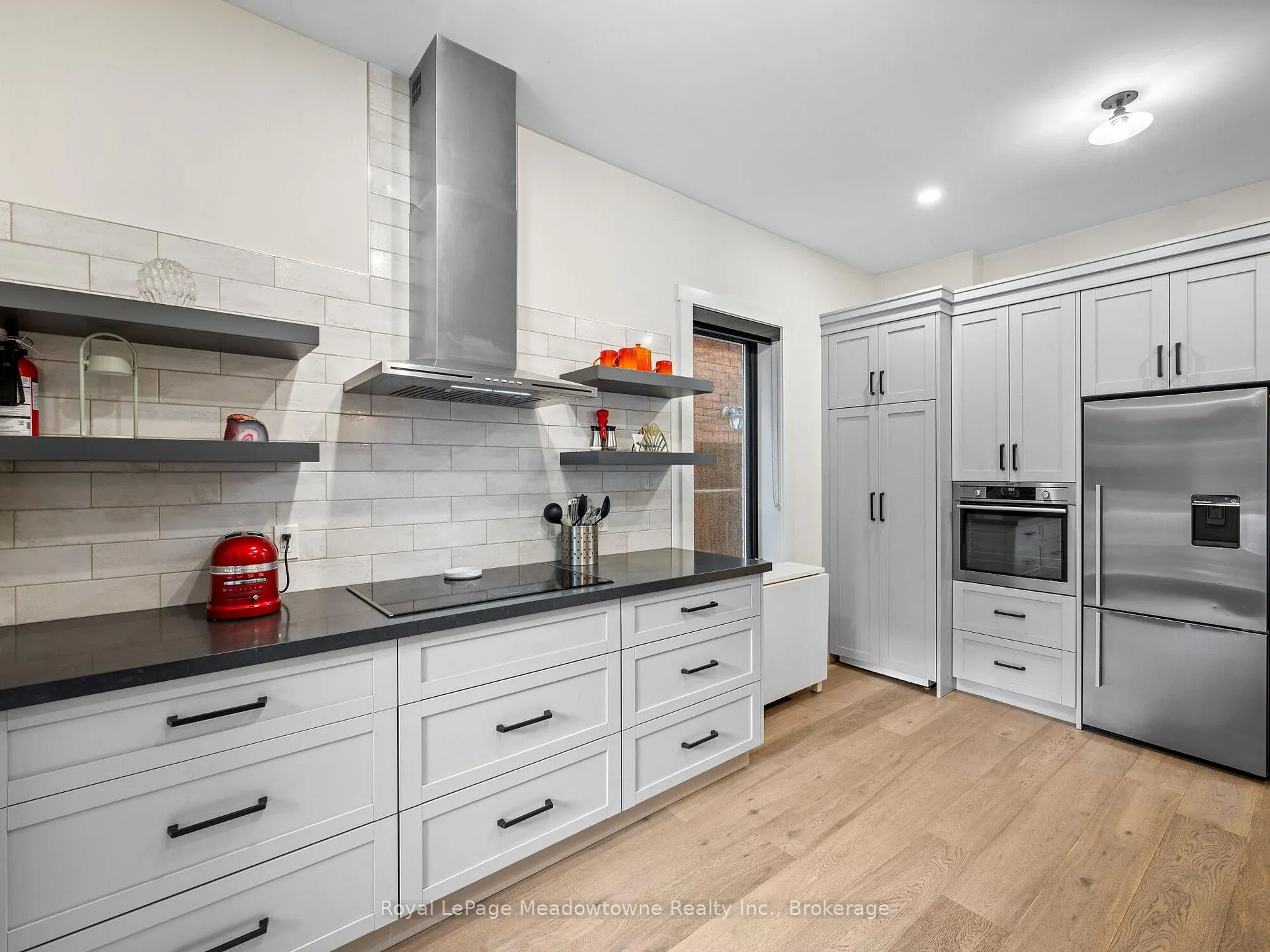 Photo 7 of 213 Caroline Street S, Hamilton, Durand — HOMEH