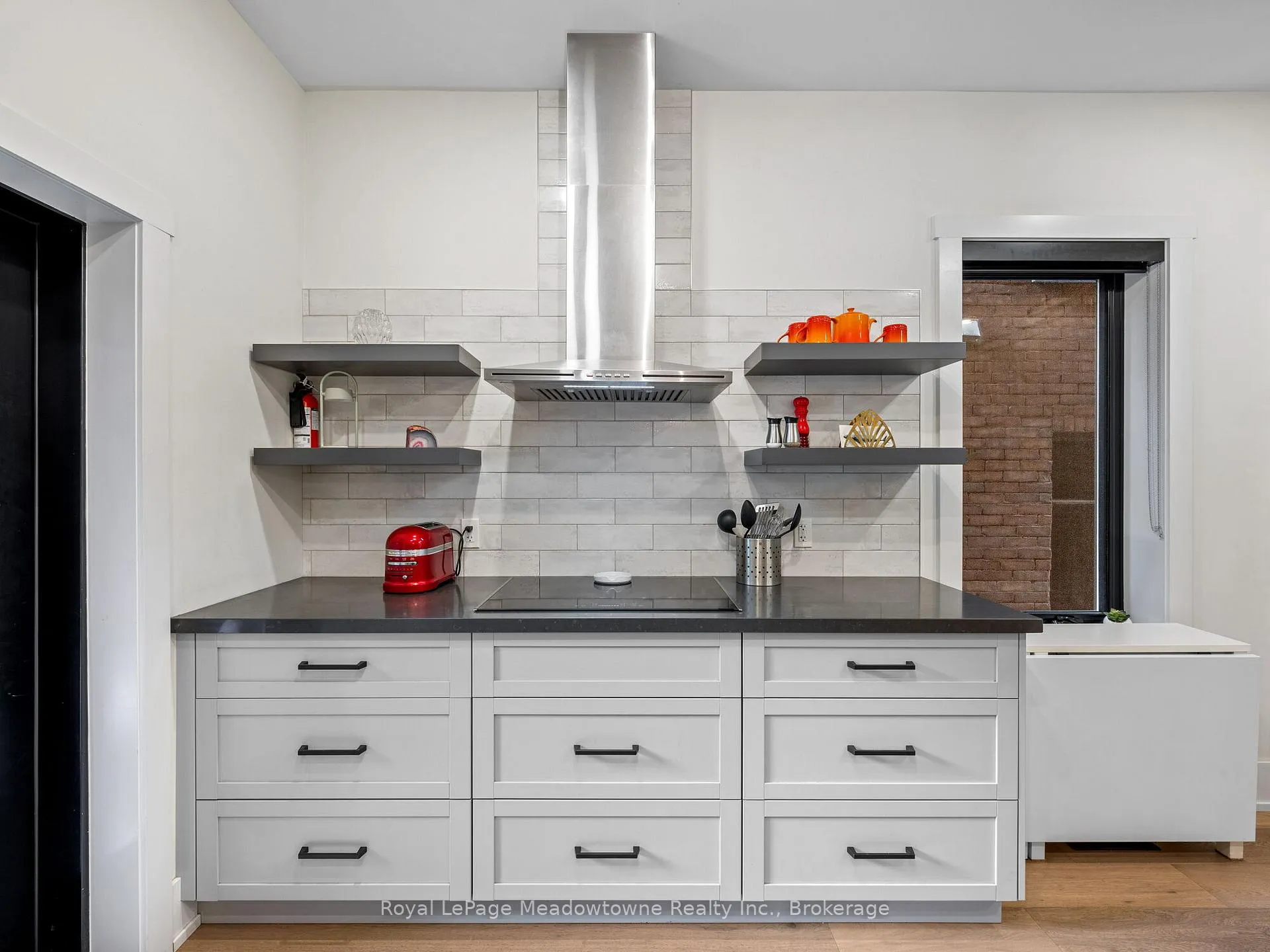 Photo 9 of 213 Caroline Street S, Hamilton, Durand — HOMEH