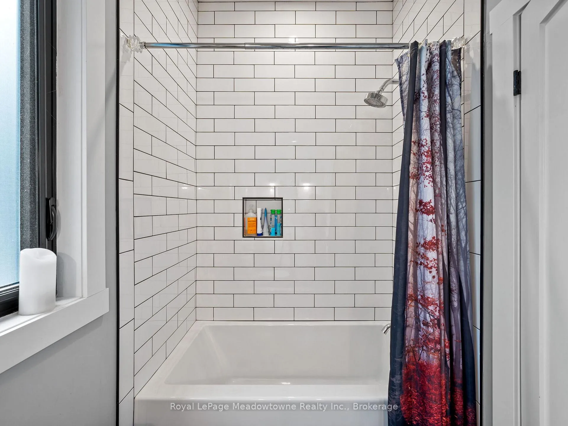 Photo 14 of 213 Caroline Street S, Hamilton, Durand — HOMEH