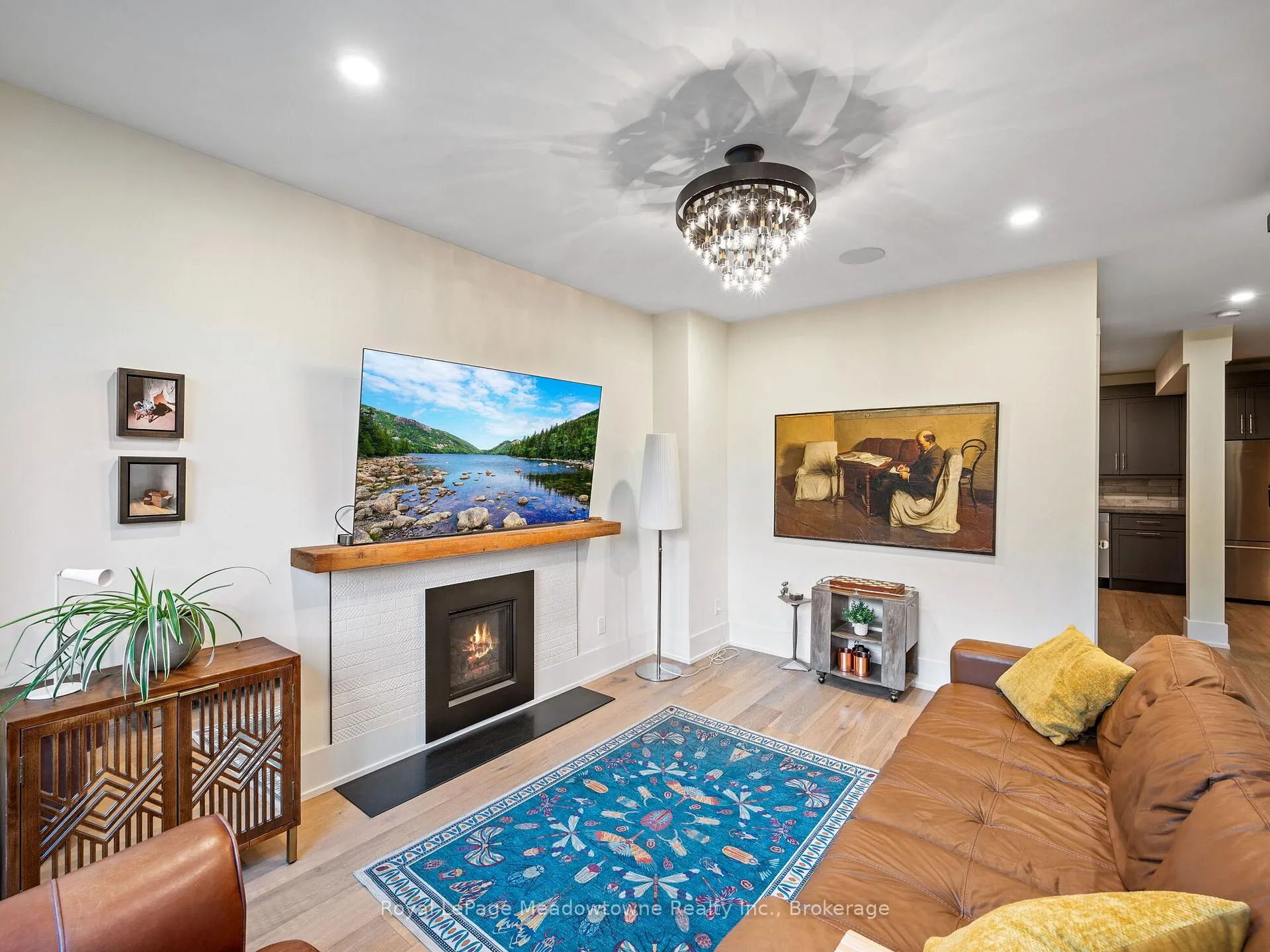 Photo 17 of 213 Caroline Street S, Hamilton, Durand — HOMEH