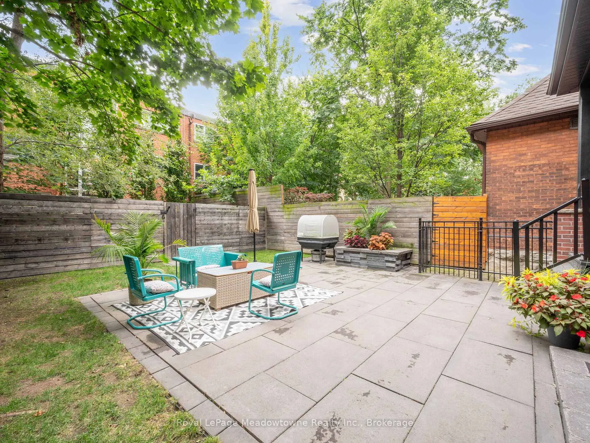 Photo 35 of 213 Caroline Street S, Hamilton, Durand — HOMEH