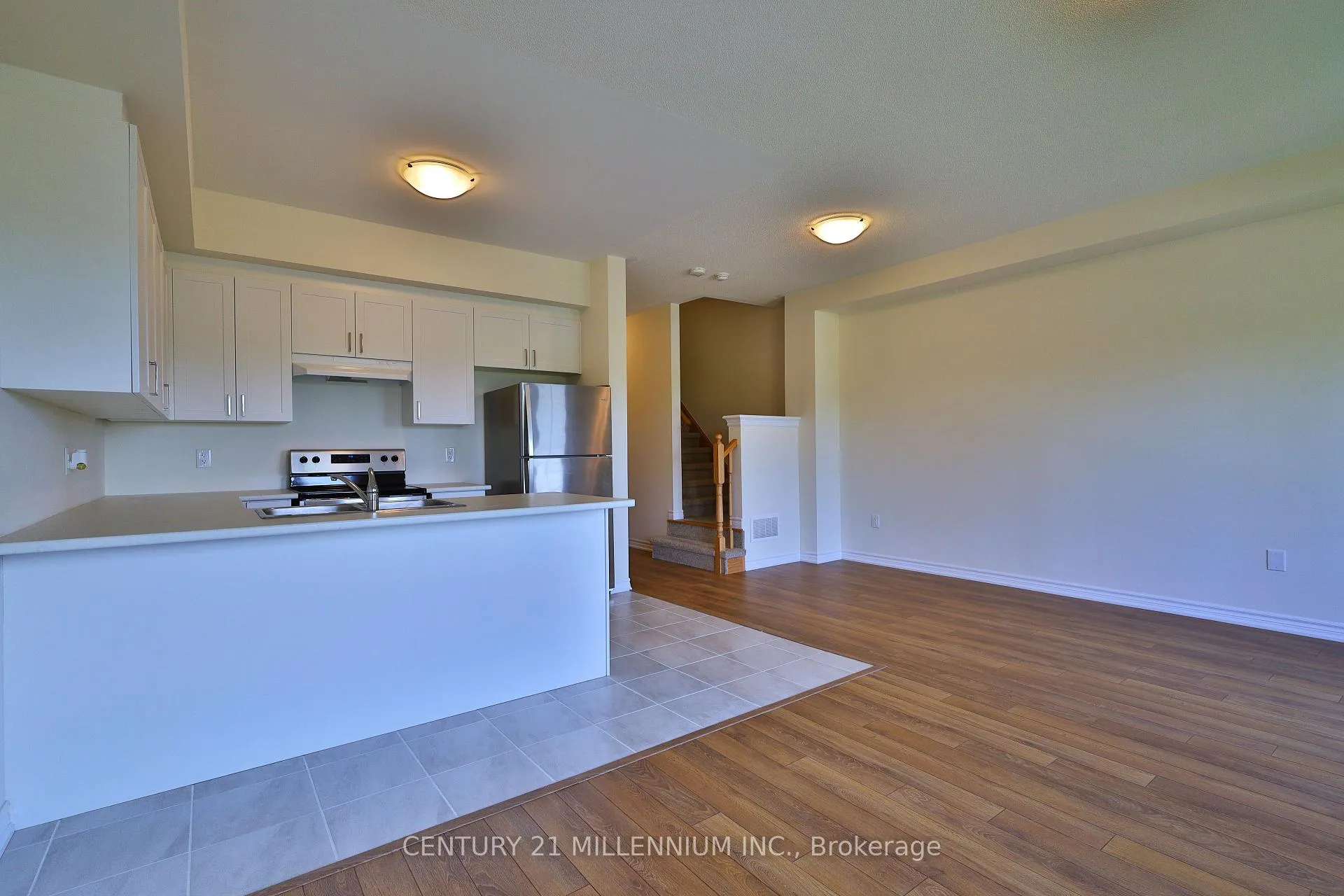 Photo 14 of 106 Winters Way, Shelburne — HOMEH
