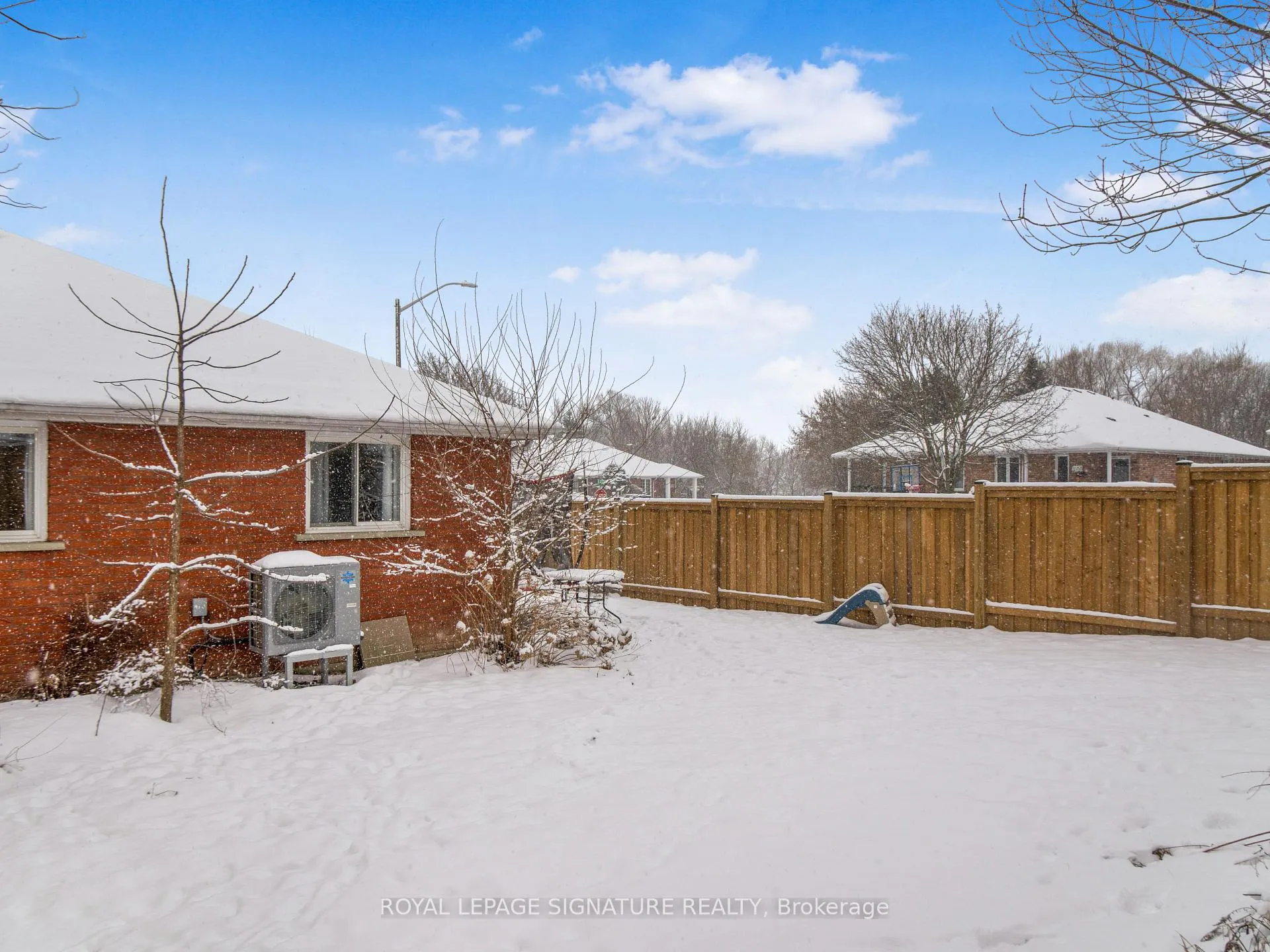 Photo 18 of 9 Hawk Street, Brant, South Dumfries — HOMEH