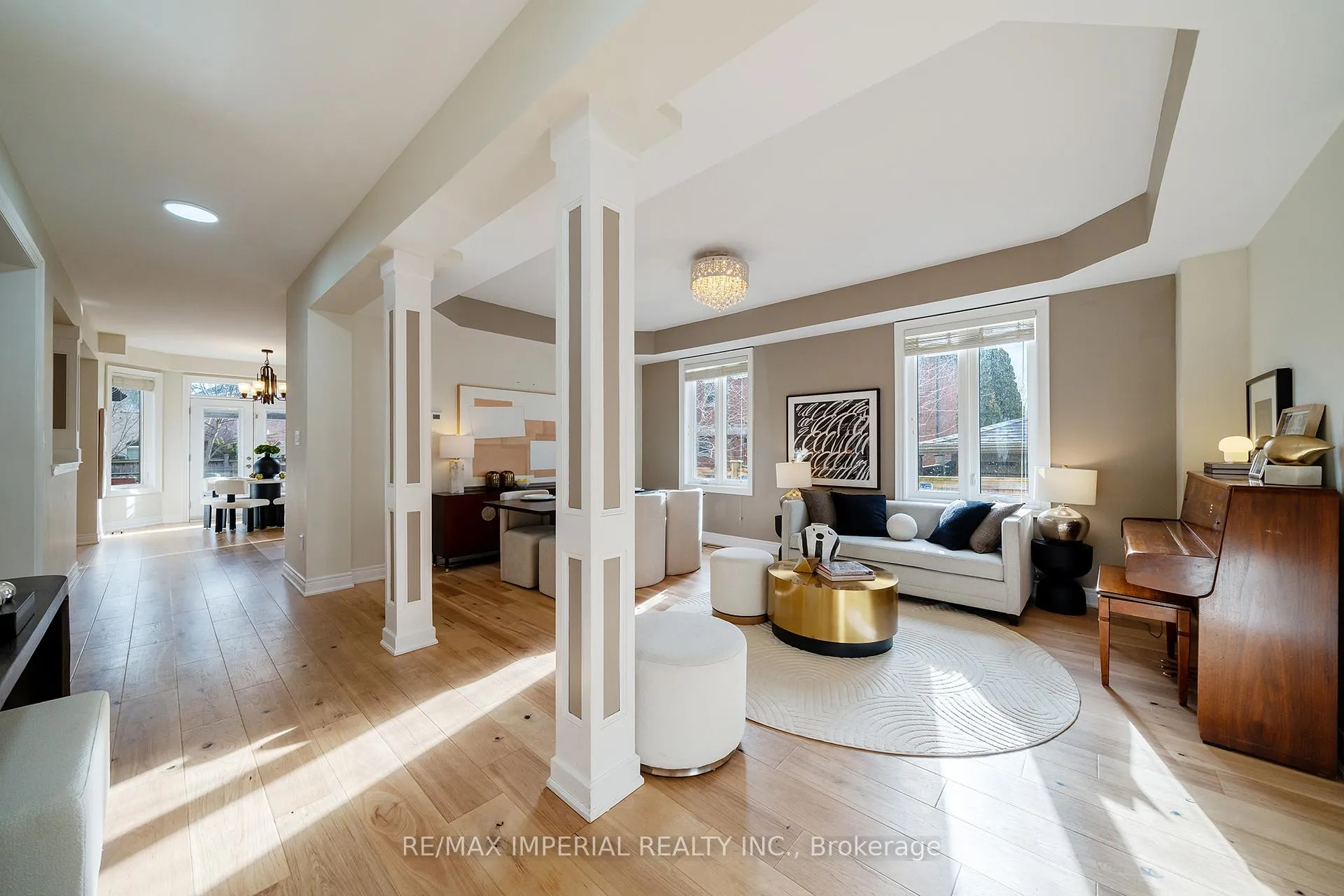 Photo 6 of 2252 Pine Glen Road, Oakville, Westmount — HOMEH