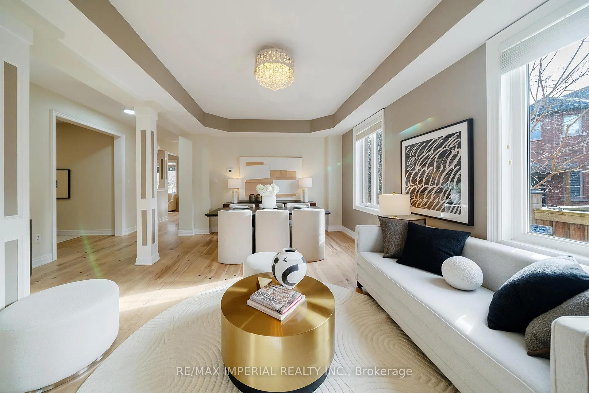 Photo 8 of 2252 Pine Glen Road, Oakville, Westmount — HOMEH