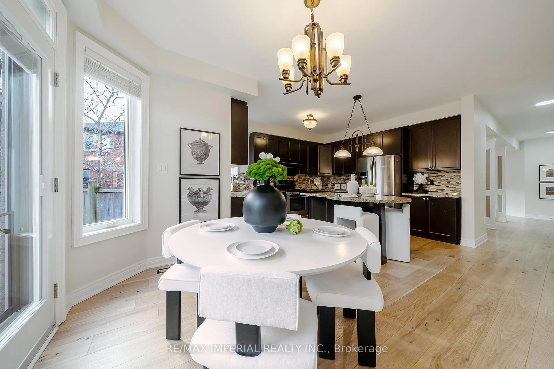 Photo 14 of 2252 Pine Glen Road, Oakville, Westmount — HOMEH