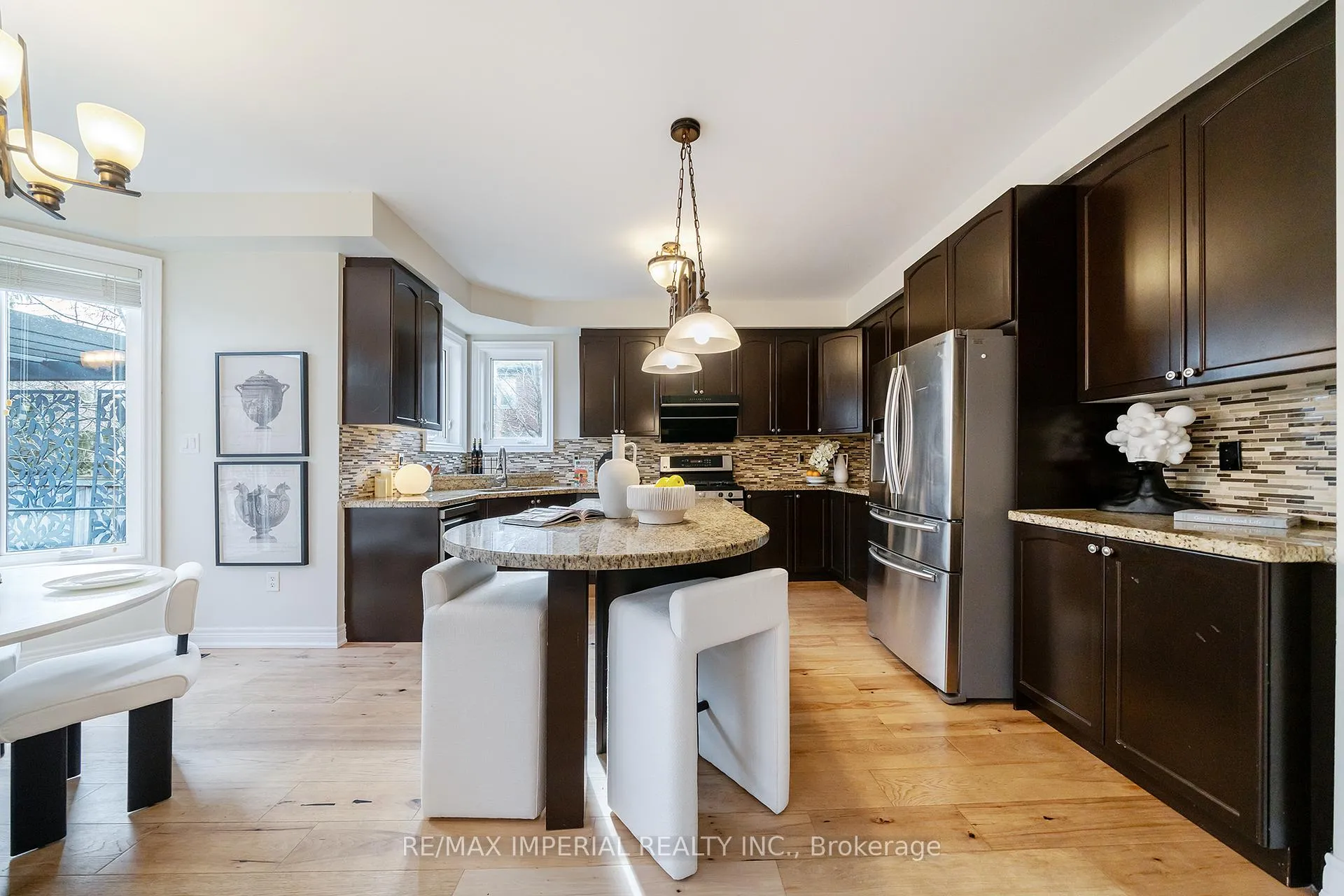 Photo 18 of 2252 Pine Glen Road, Oakville, Westmount — HOMEH