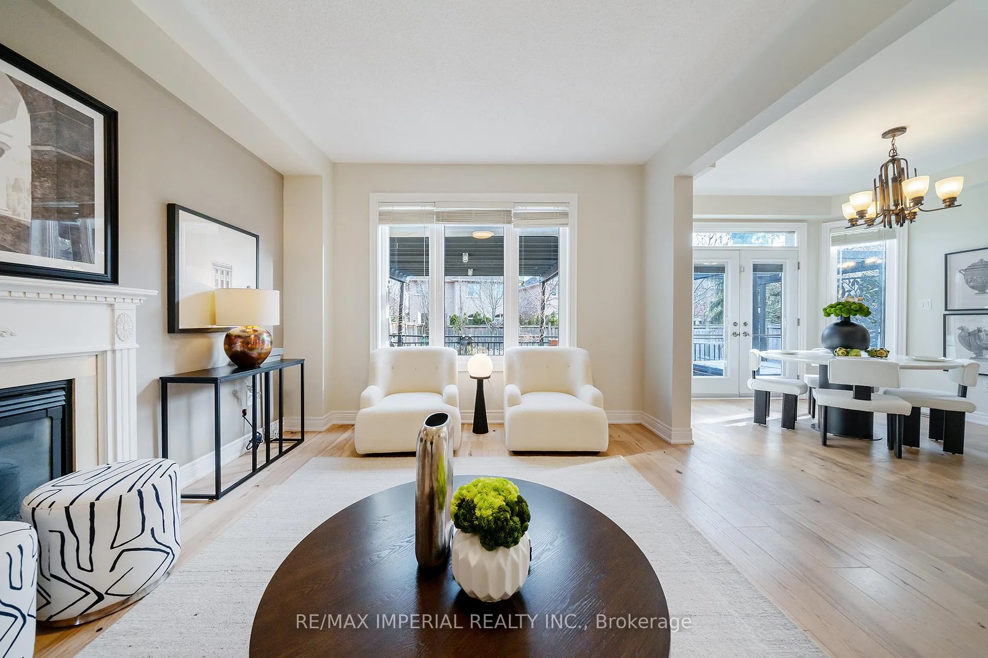 Photo 21 of 2252 Pine Glen Road, Oakville, Westmount — HOMEH