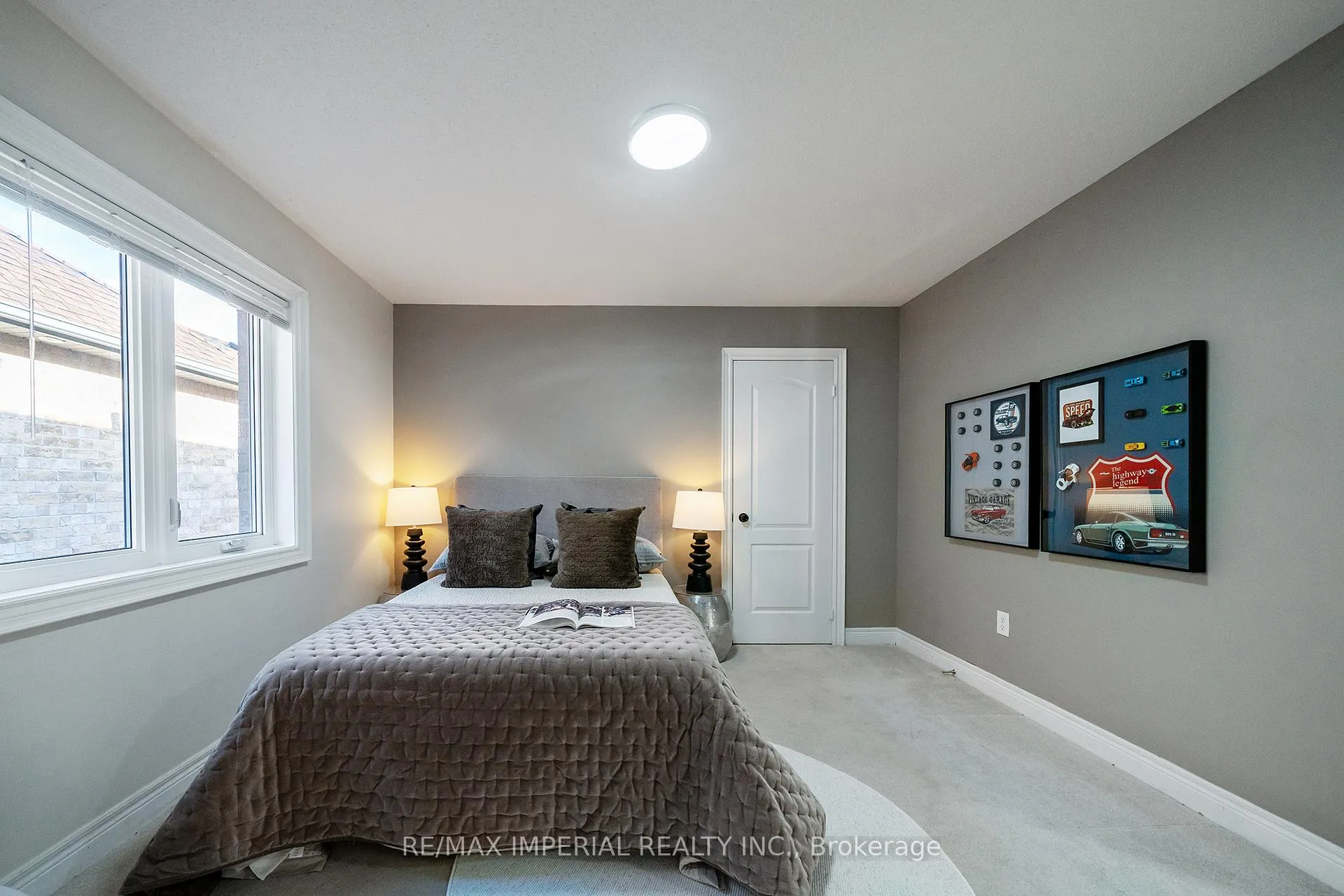 Photo 33 of 2252 Pine Glen Road, Oakville, Westmount — HOMEH