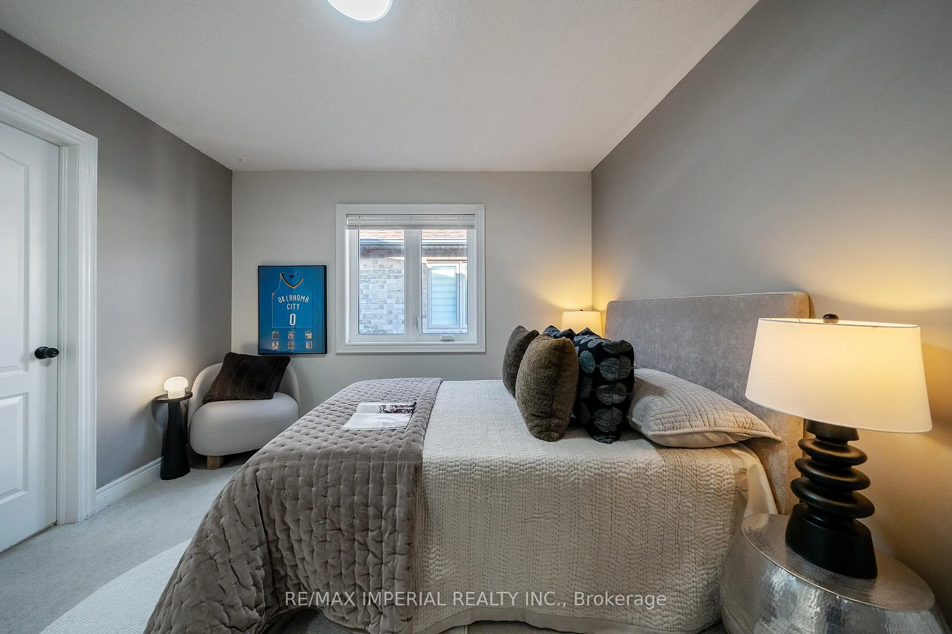 Photo 35 of 2252 Pine Glen Road, Oakville, Westmount — HOMEH