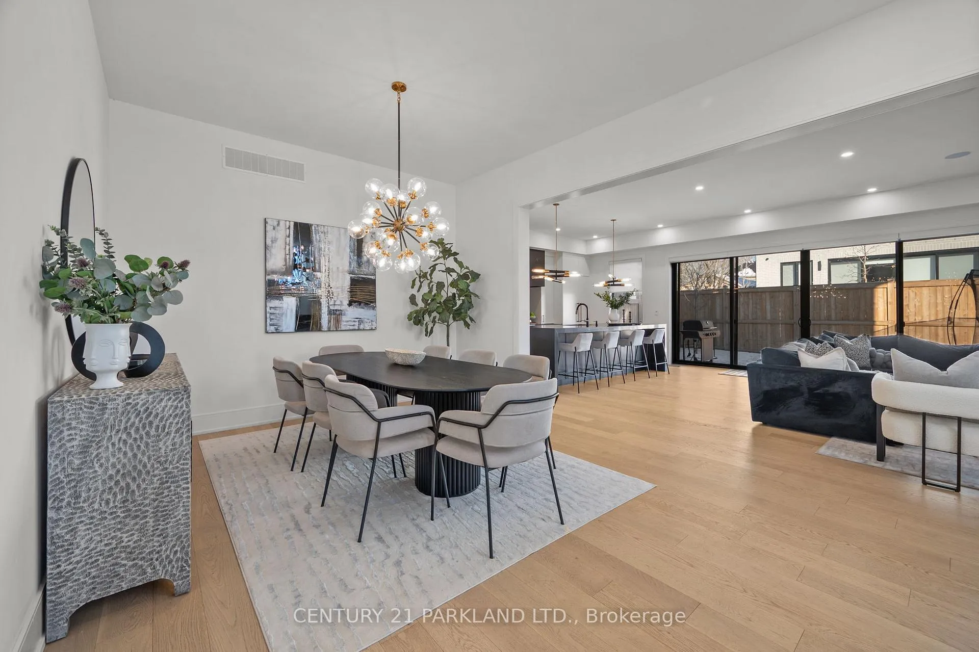 Photo 5 of 715 Simpson Avenue, Pickering, Bay Ridges — HOMEH