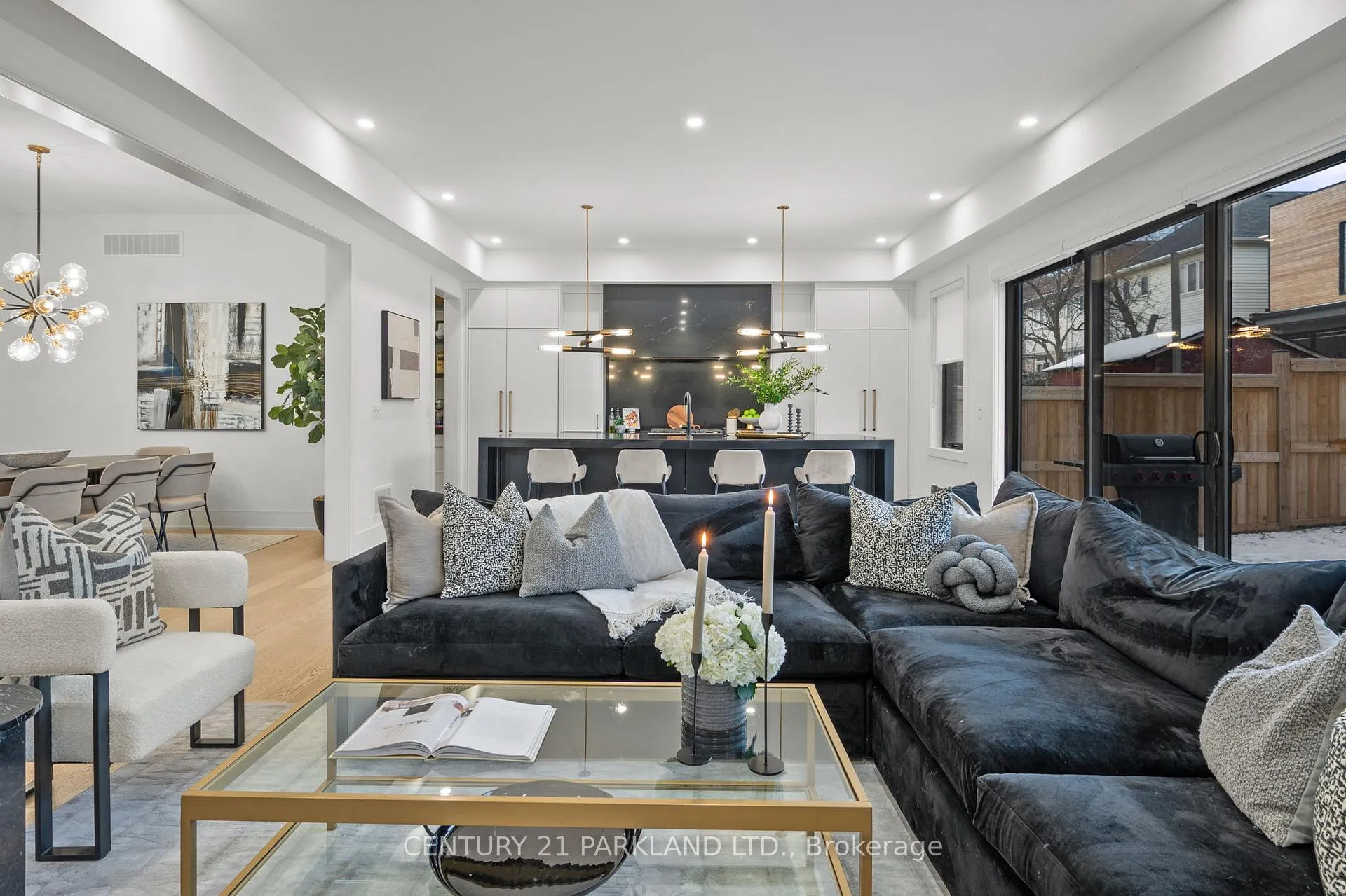 Photo 11 of 715 Simpson Avenue, Pickering, Bay Ridges — HOMEH