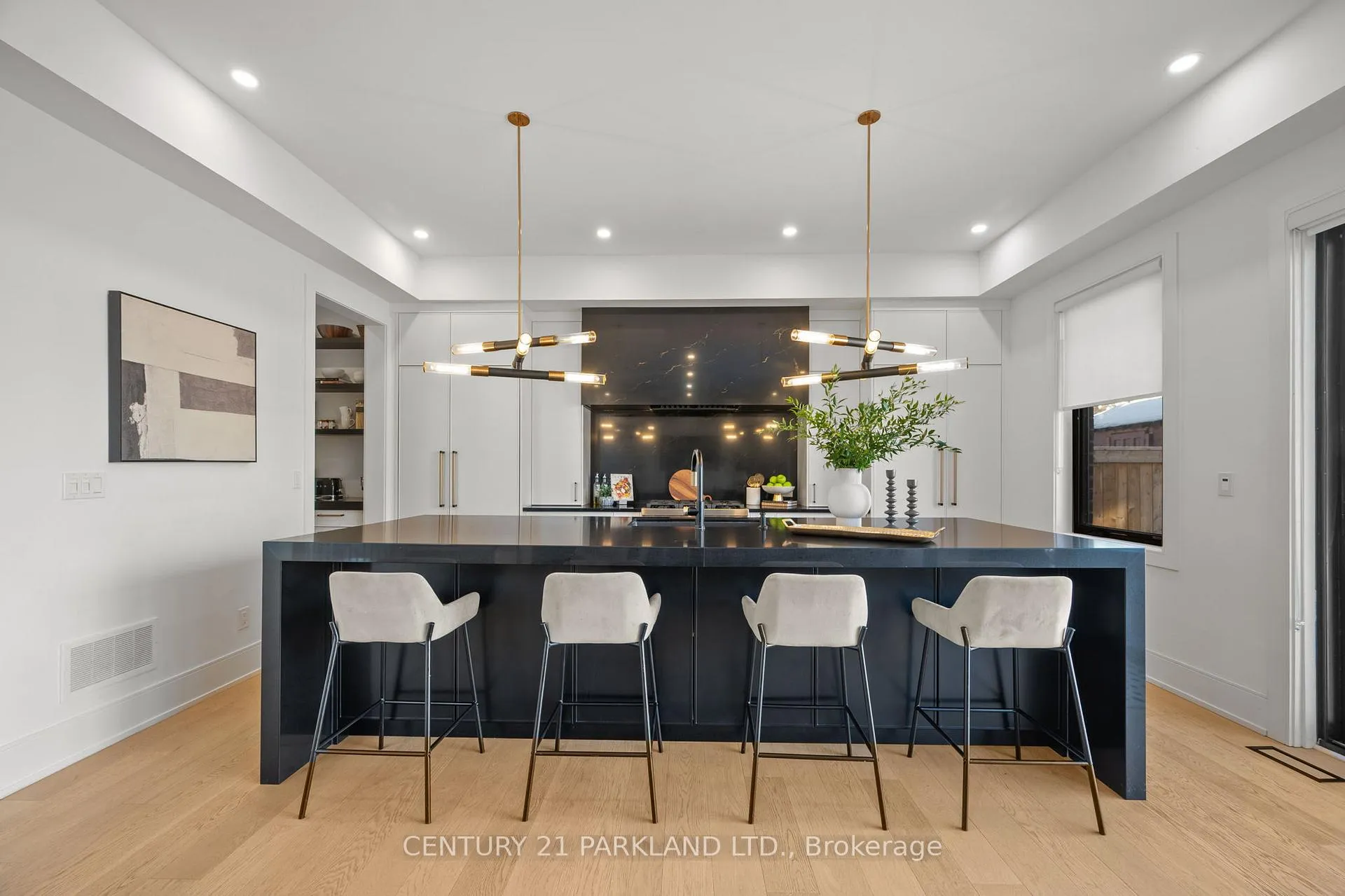 Photo 12 of 715 Simpson Avenue, Pickering, Bay Ridges — HOMEH