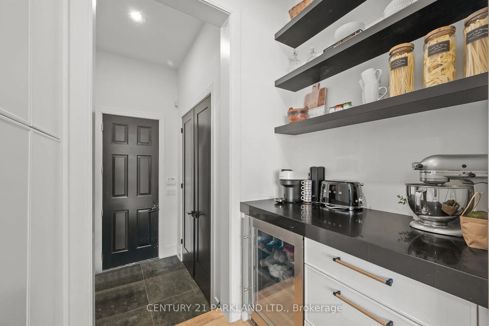 Photo 15 of 715 Simpson Avenue, Pickering, Bay Ridges — HOMEH