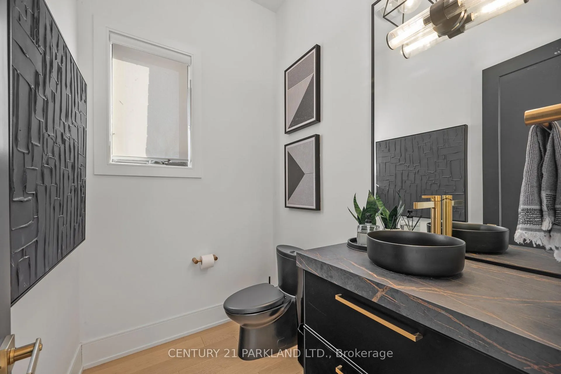 Photo 18 of 715 Simpson Avenue, Pickering, Bay Ridges — HOMEH