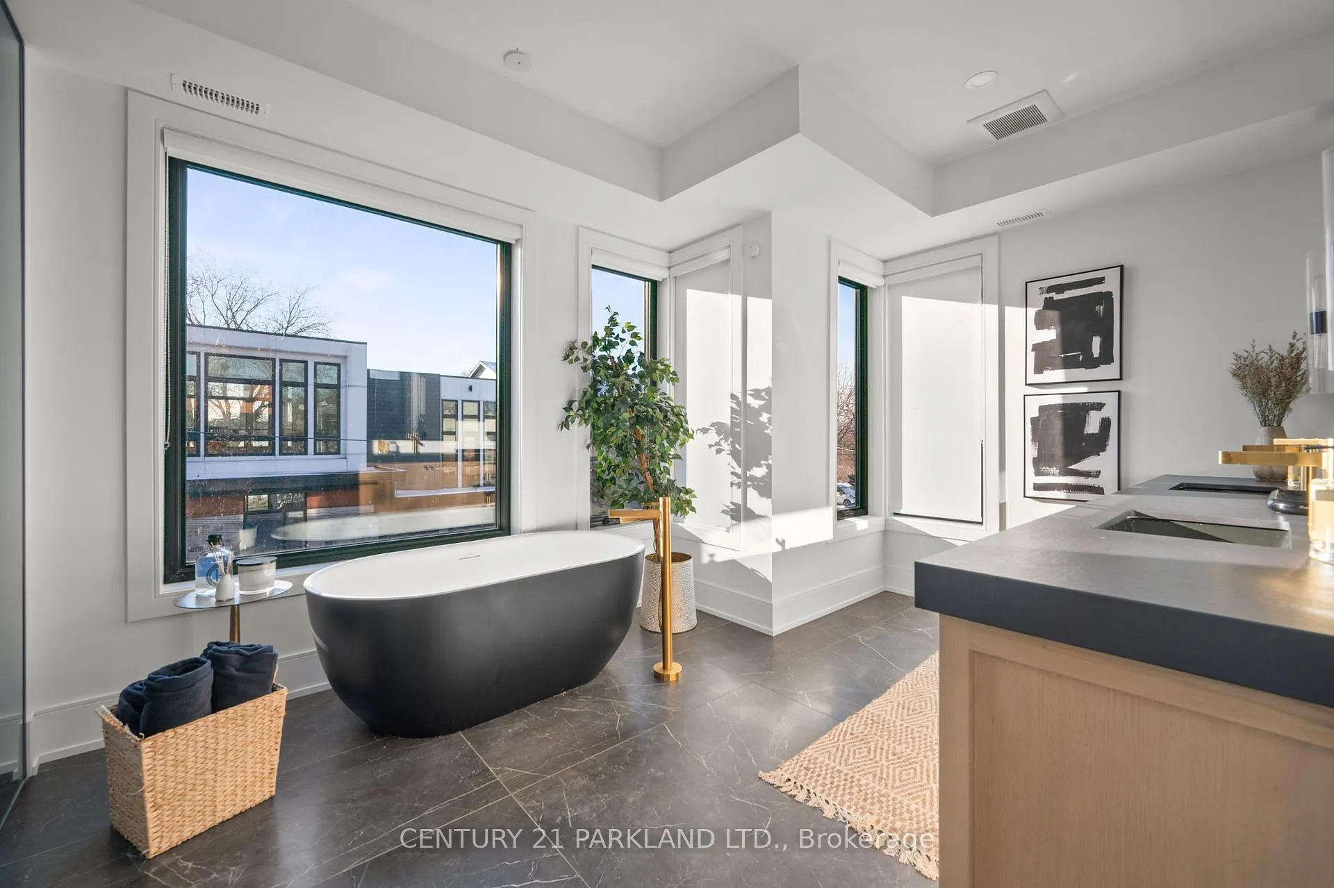 Photo 23 of 715 Simpson Avenue, Pickering, Bay Ridges — HOMEH