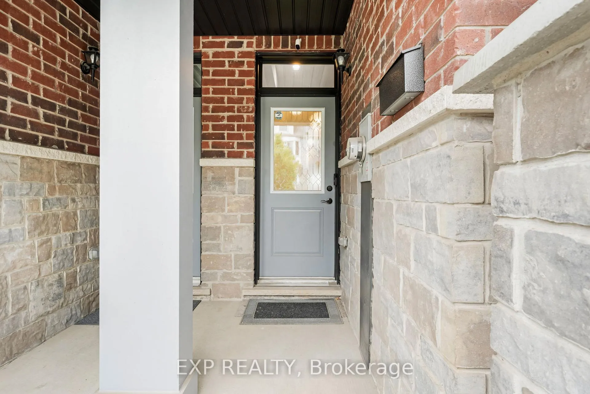 Photo 4 of 53 Gibson Avenue, Hamilton, Gibson — HOMEH