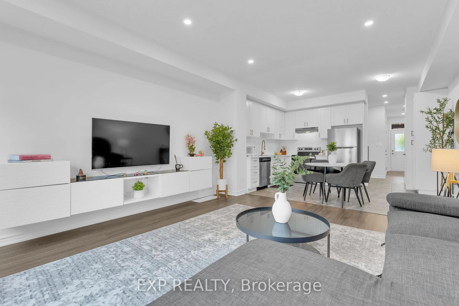 Photo 17 of 53 Gibson Avenue, Hamilton, Gibson — HOMEH