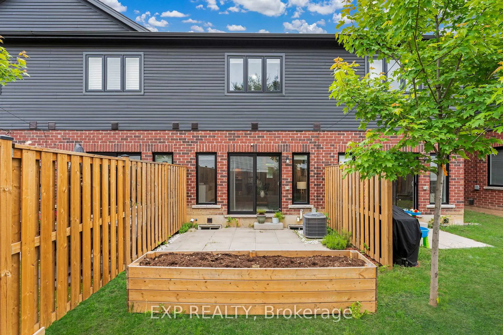 Photo 33 of 53 Gibson Avenue, Hamilton, Gibson — HOMEH
