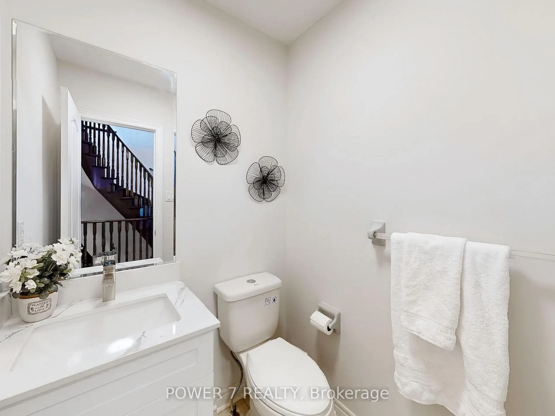 Photo 22 of 101 Boxwood Crescent, Markham, Rouge Fairways — HOMEH