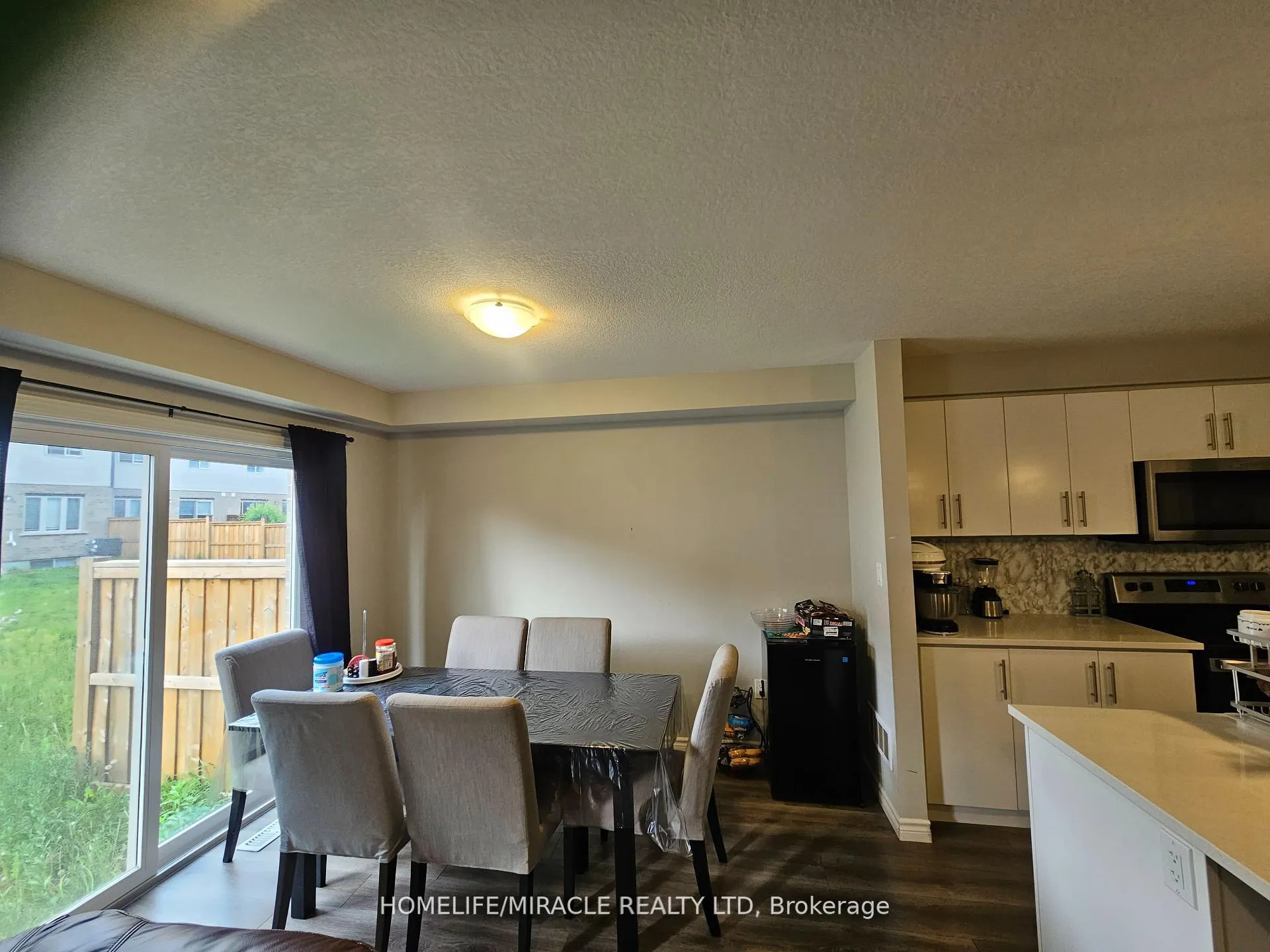 Photo 11 of 37 Munch Avenue, Cambridge — HOMEH
