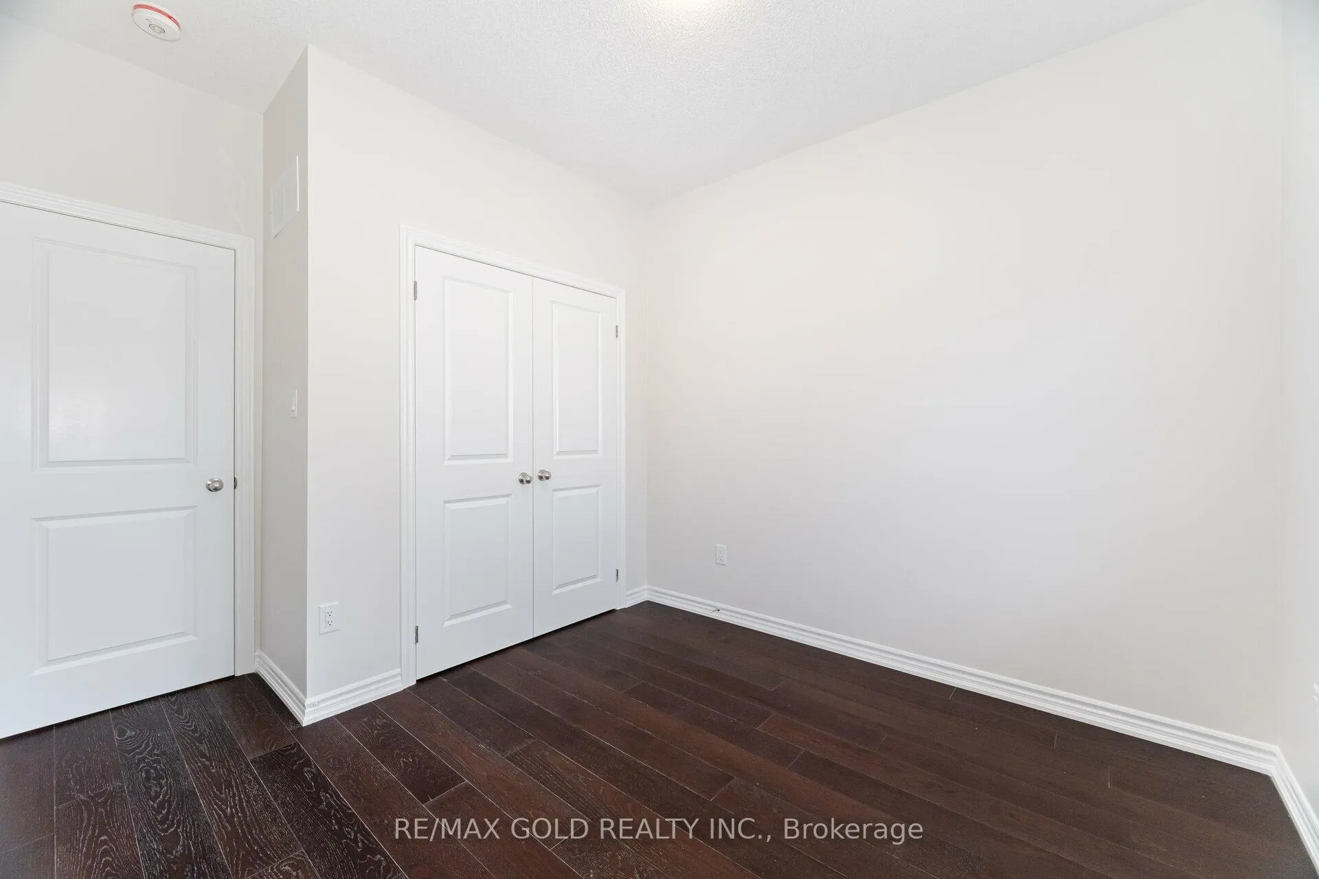 Photo 24 of 52 Block Road, Brampton, Northwest Brampton — HOMEH