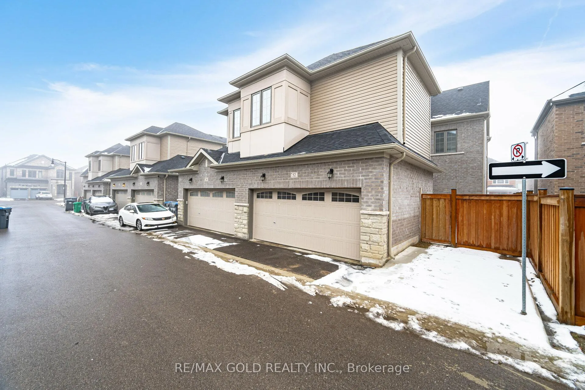 Photo 38 of 52 Block Road, Brampton, Northwest Brampton — HOMEH
