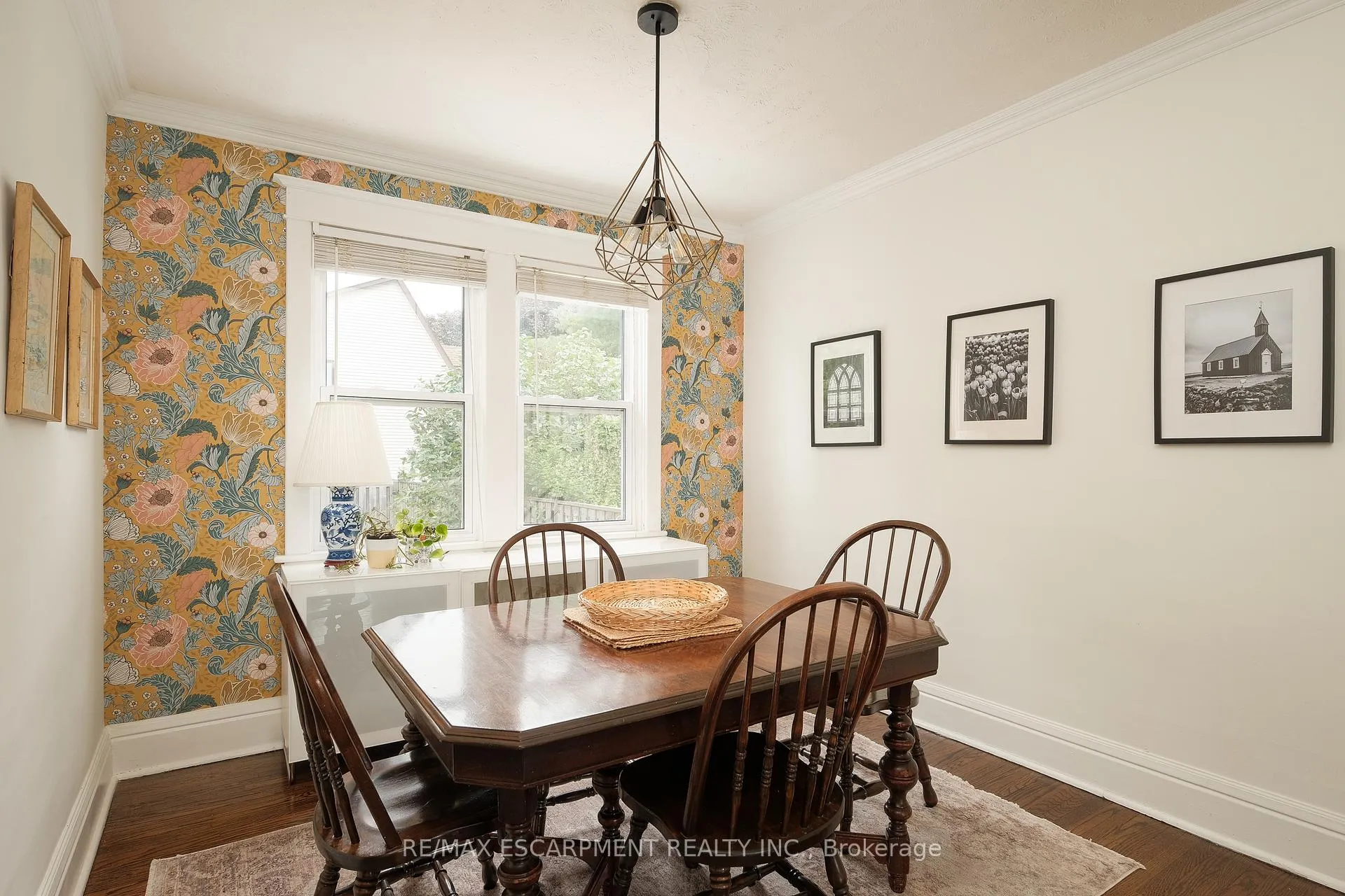 Photo 14 of 505 Queensdale Avenue E, Hamilton, Eastmount — HOMEH