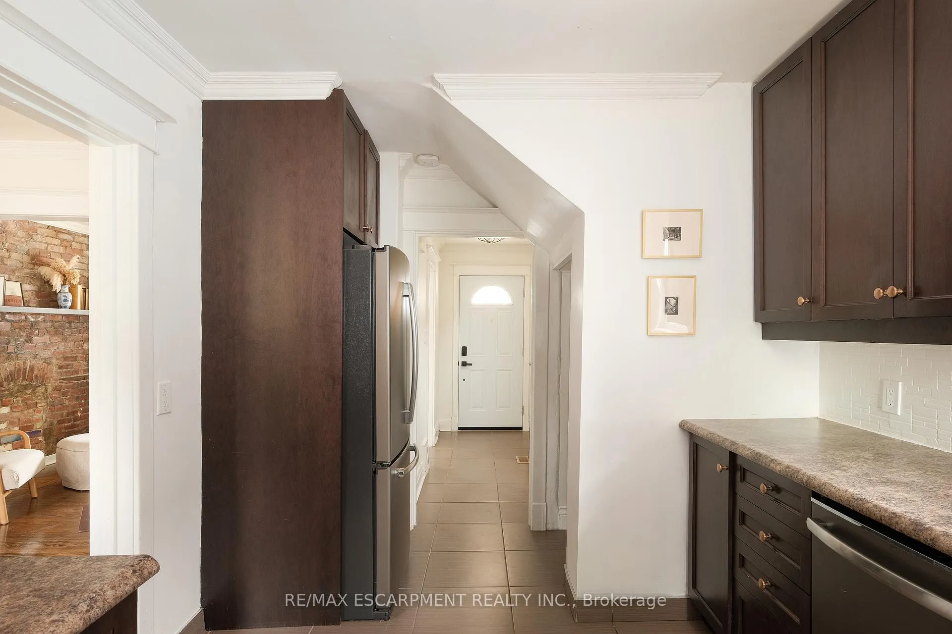 Photo 19 of 505 Queensdale Avenue E, Hamilton, Eastmount — HOMEH