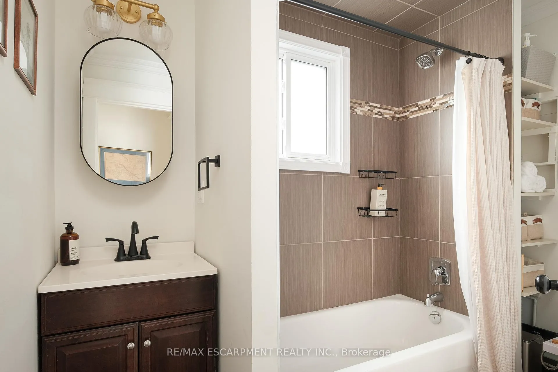 Photo 31 of 505 Queensdale Avenue E, Hamilton, Eastmount — HOMEH