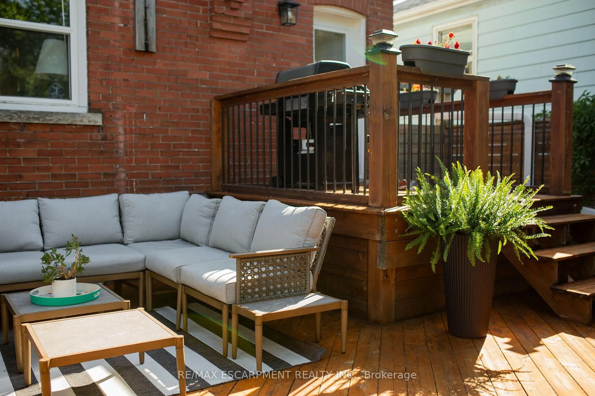Photo 43 of 505 Queensdale Avenue E, Hamilton, Eastmount — HOMEH
