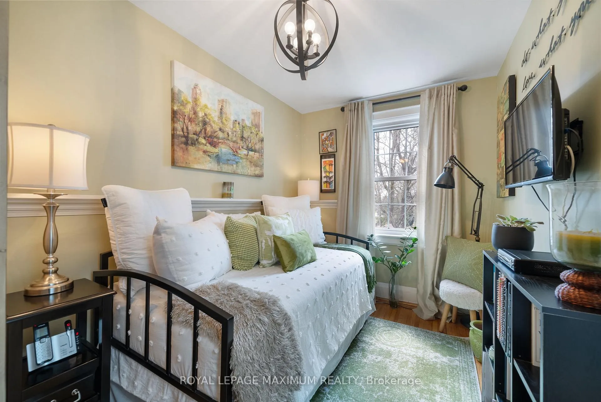 Photo 24 of 527 Merton Street, Toronto, Mount Pleasant East — HOMEH