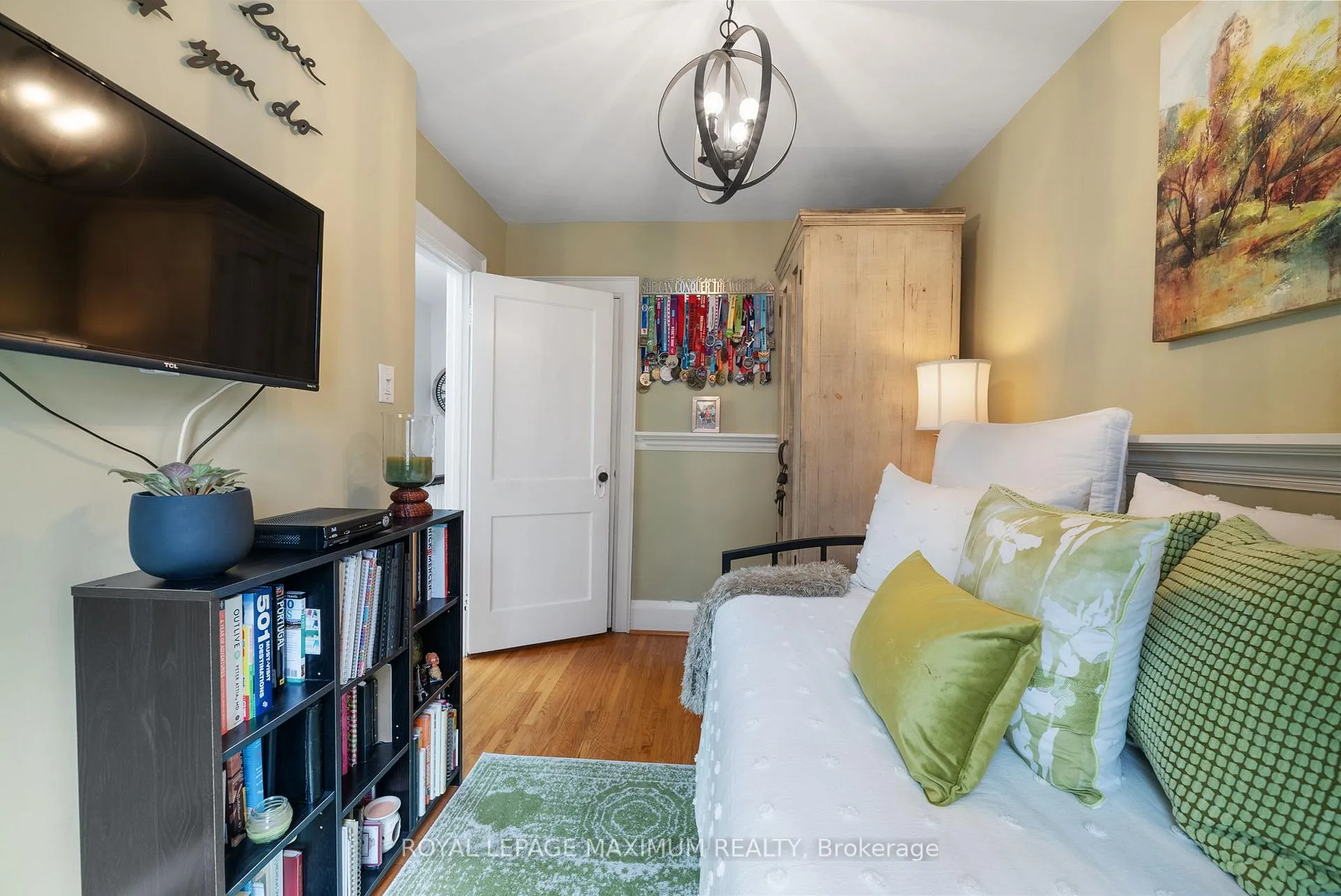 Photo 25 of 527 Merton Street, Toronto, Mount Pleasant East — HOMEH