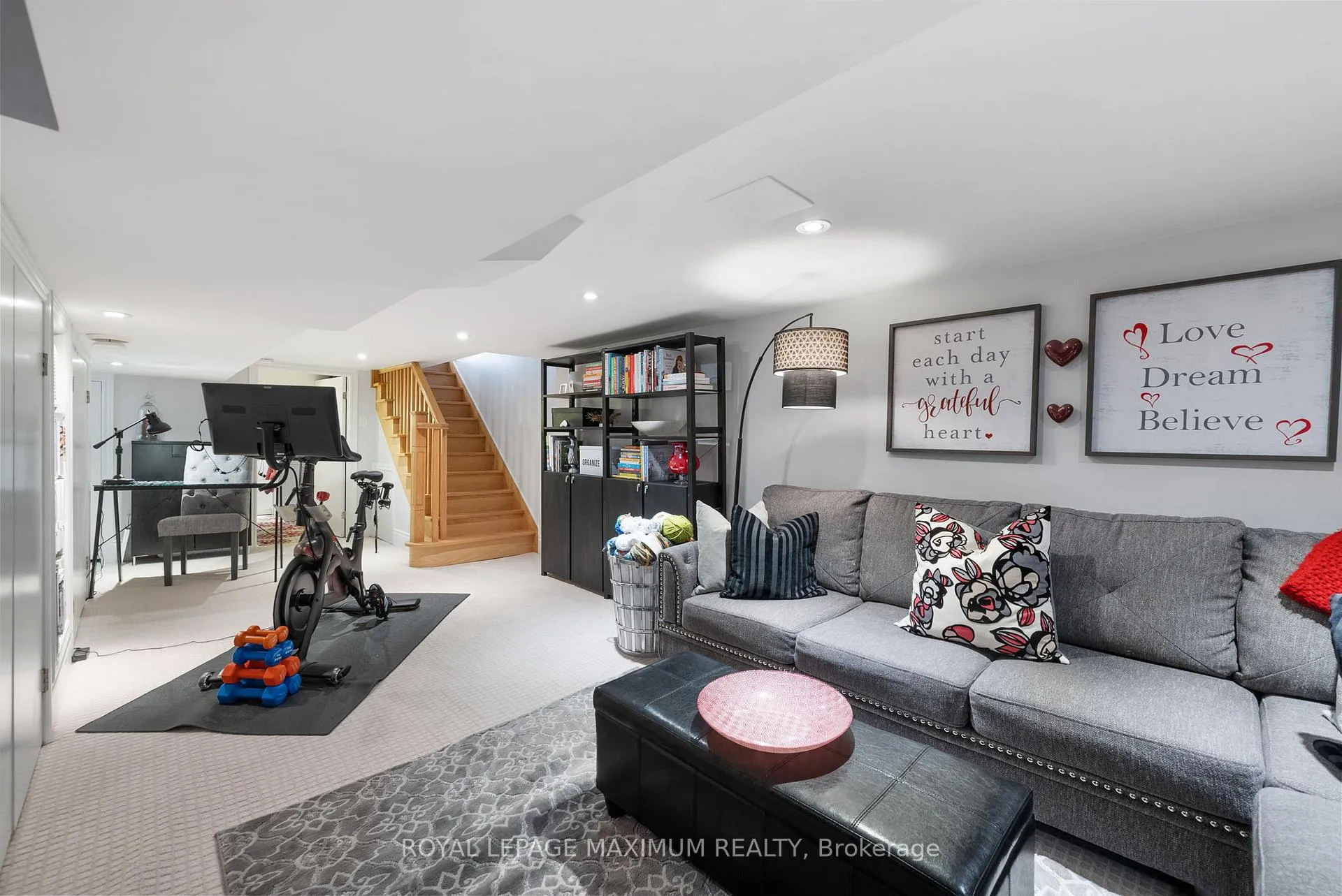 Photo 33 of 527 Merton Street, Toronto, Mount Pleasant East — HOMEH
