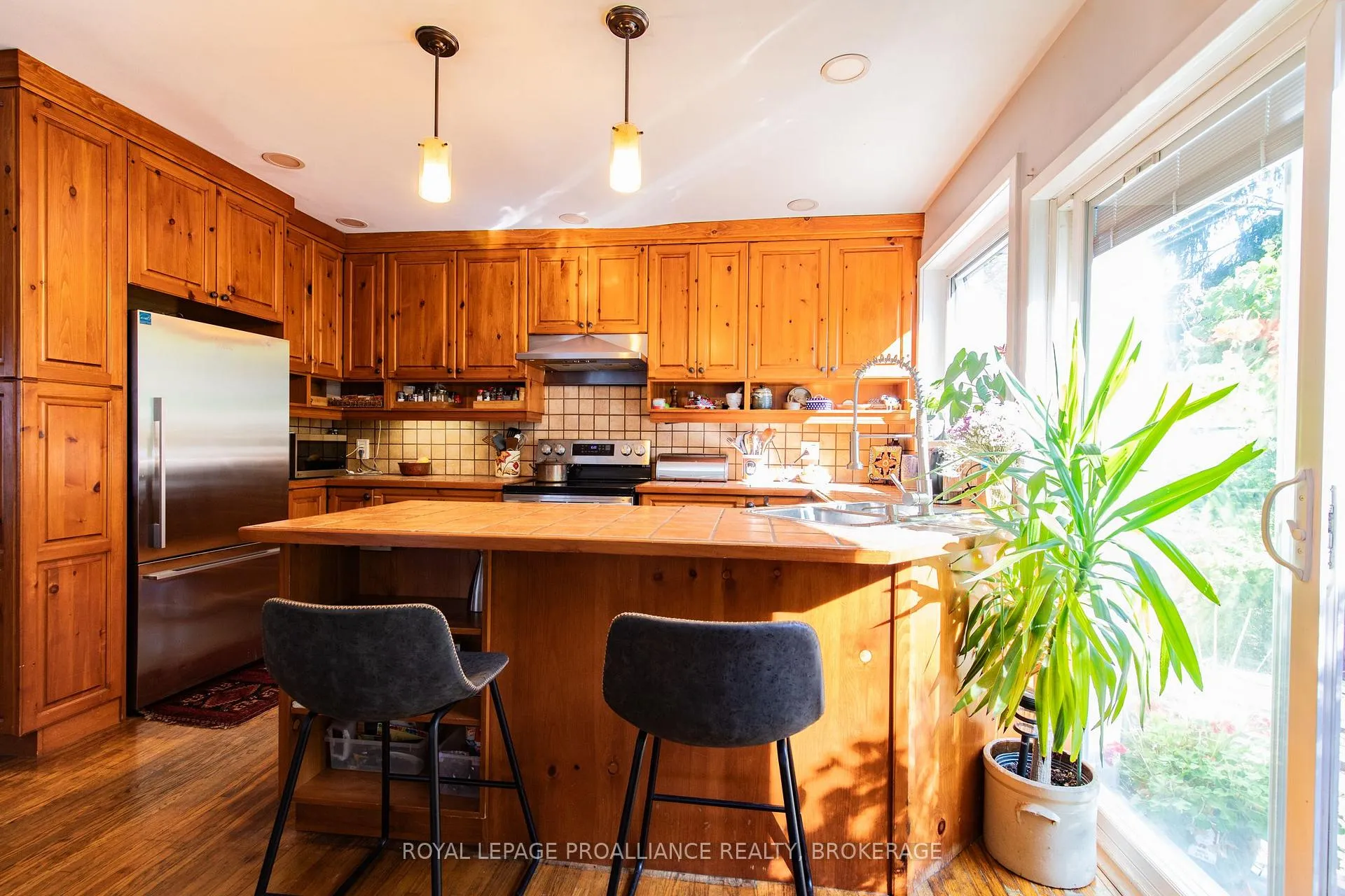 Photo 7 of 337 Palace Road, Kingston, Central City East — HOMEH
